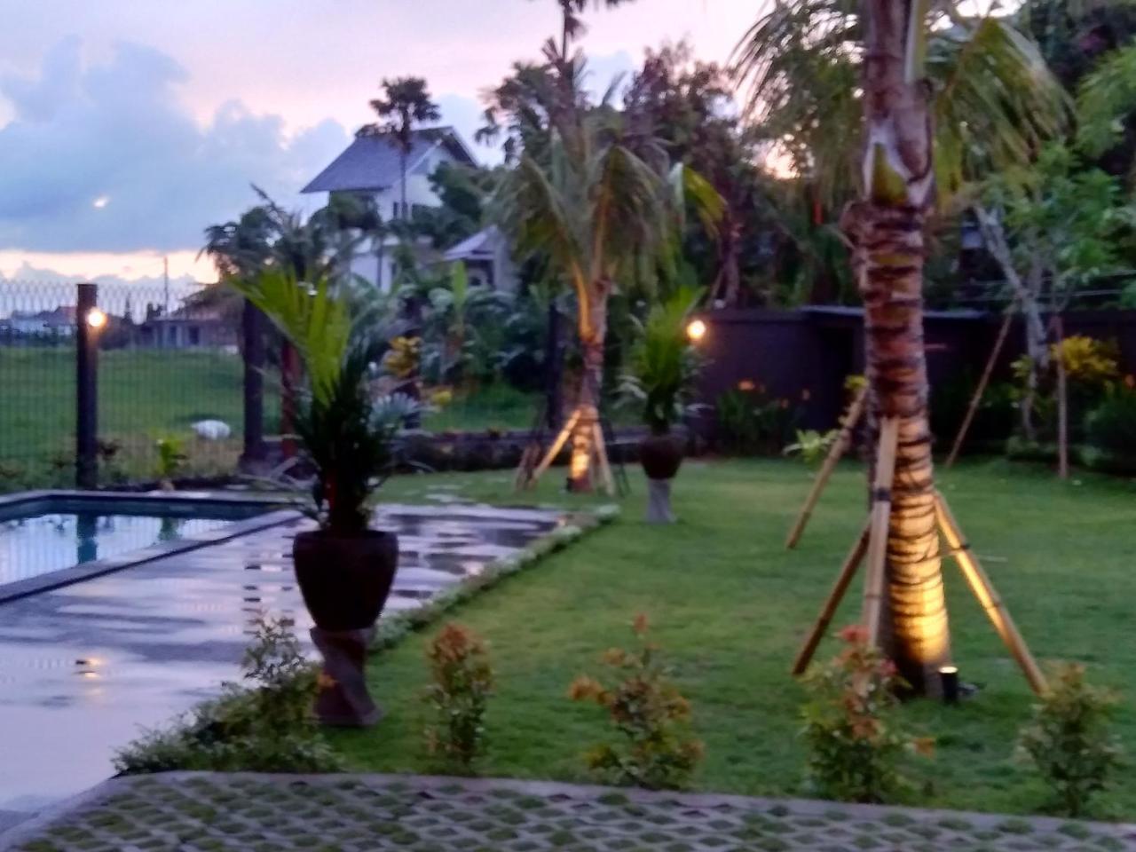 The Uma Guesthouse Canggu  Exterior photo